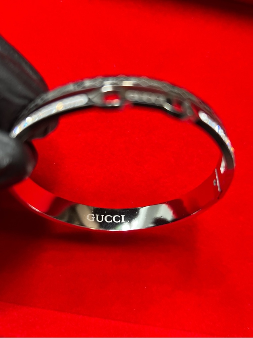 Silver bangle - Picture 2 of 2
